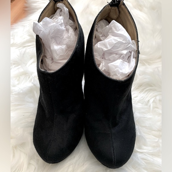 Micheal Antonio Black Booties - Picture 2 of 4